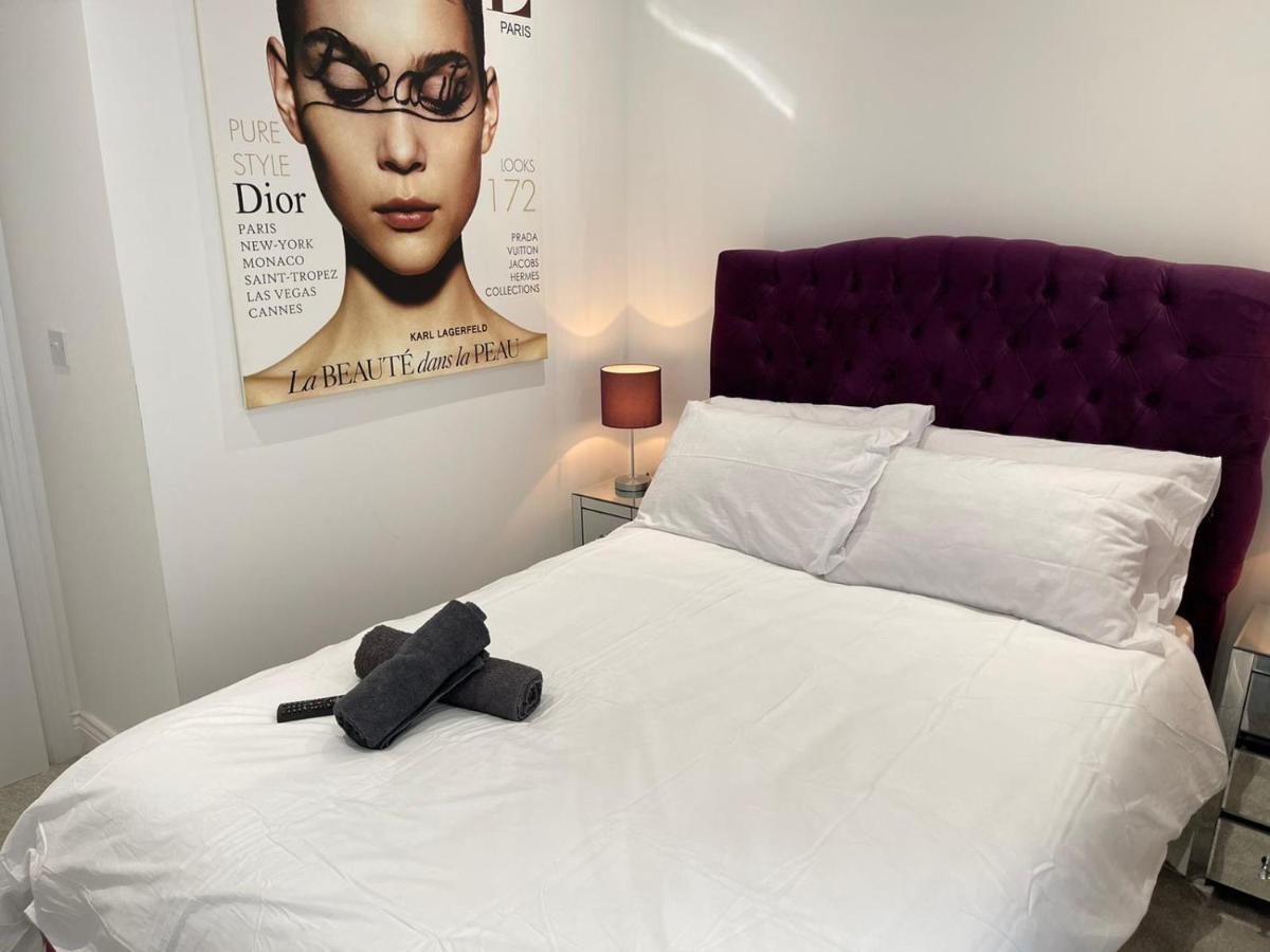 Salt Hill Windsor Legoland Eton Heathrow Luxury 2 Bed 1 Bath Free Parking Apartamento Slough Exterior foto