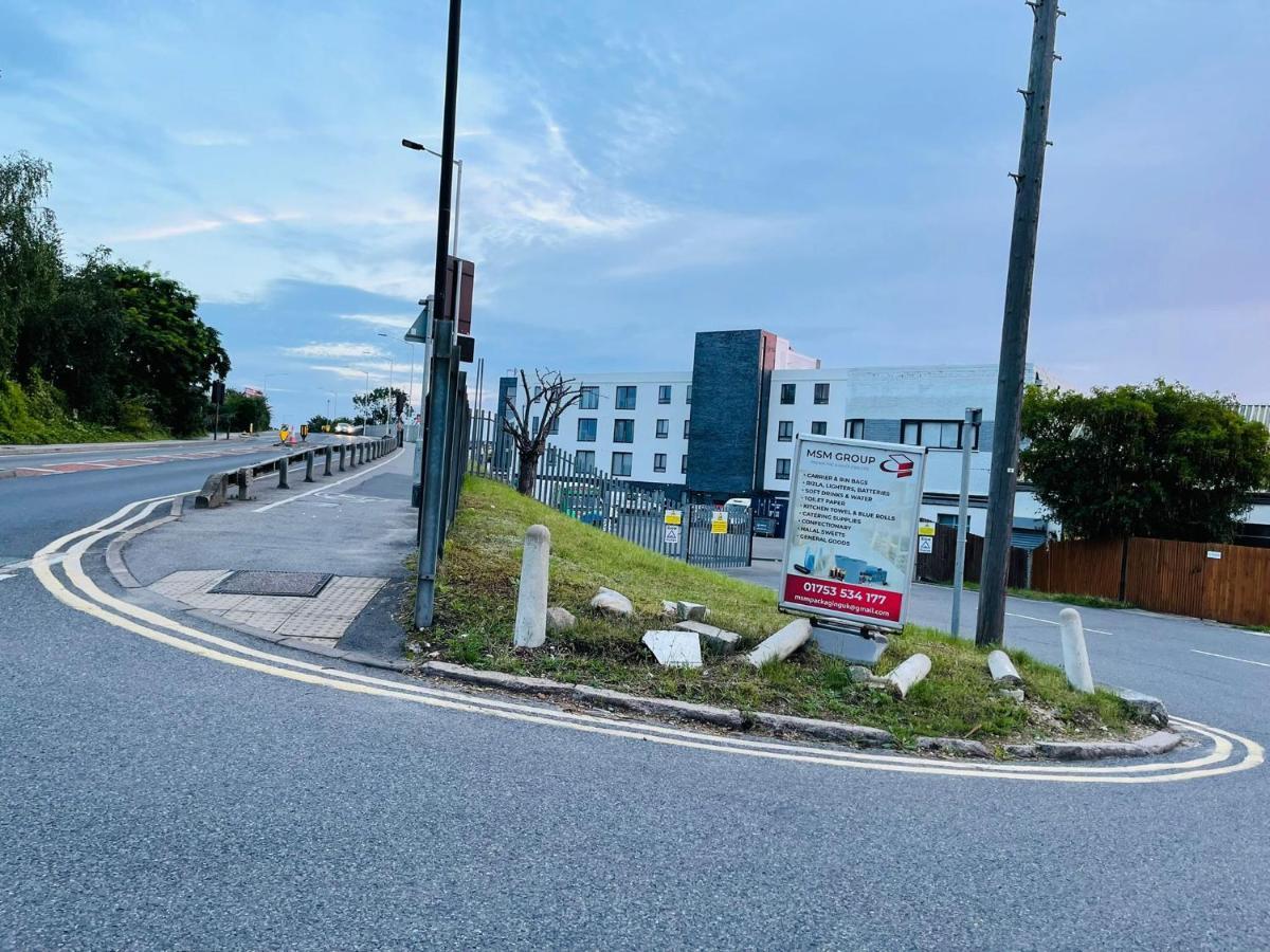 Salt Hill Windsor Legoland Eton Heathrow Luxury 2 Bed 1 Bath Free Parking Apartamento Slough Exterior foto
