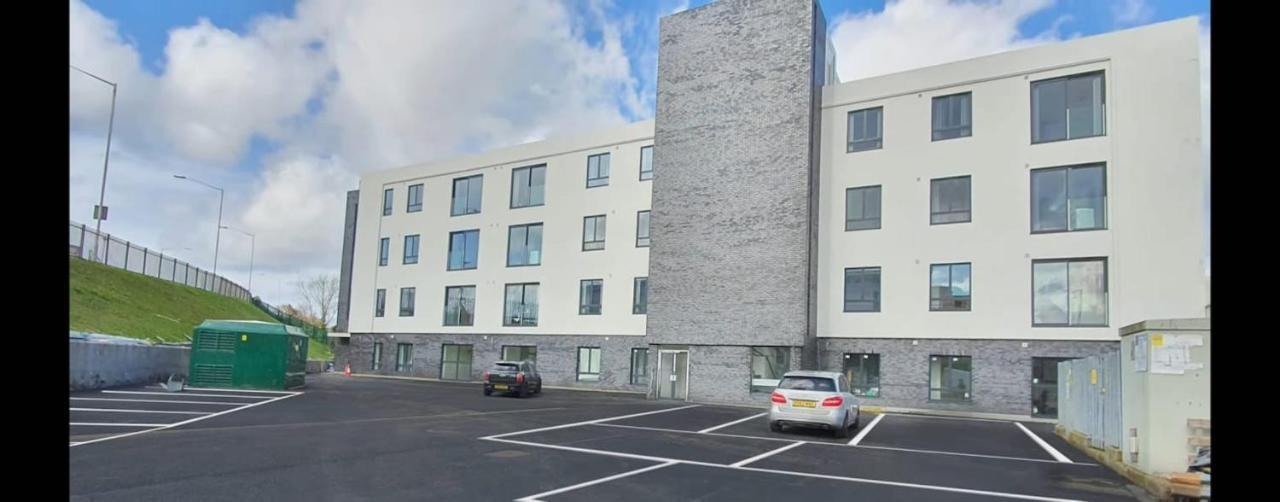 Salt Hill Windsor Legoland Eton Heathrow Luxury 2 Bed 1 Bath Free Parking Apartamento Slough Exterior foto